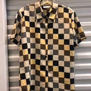 Women’s checkered vintage blouse